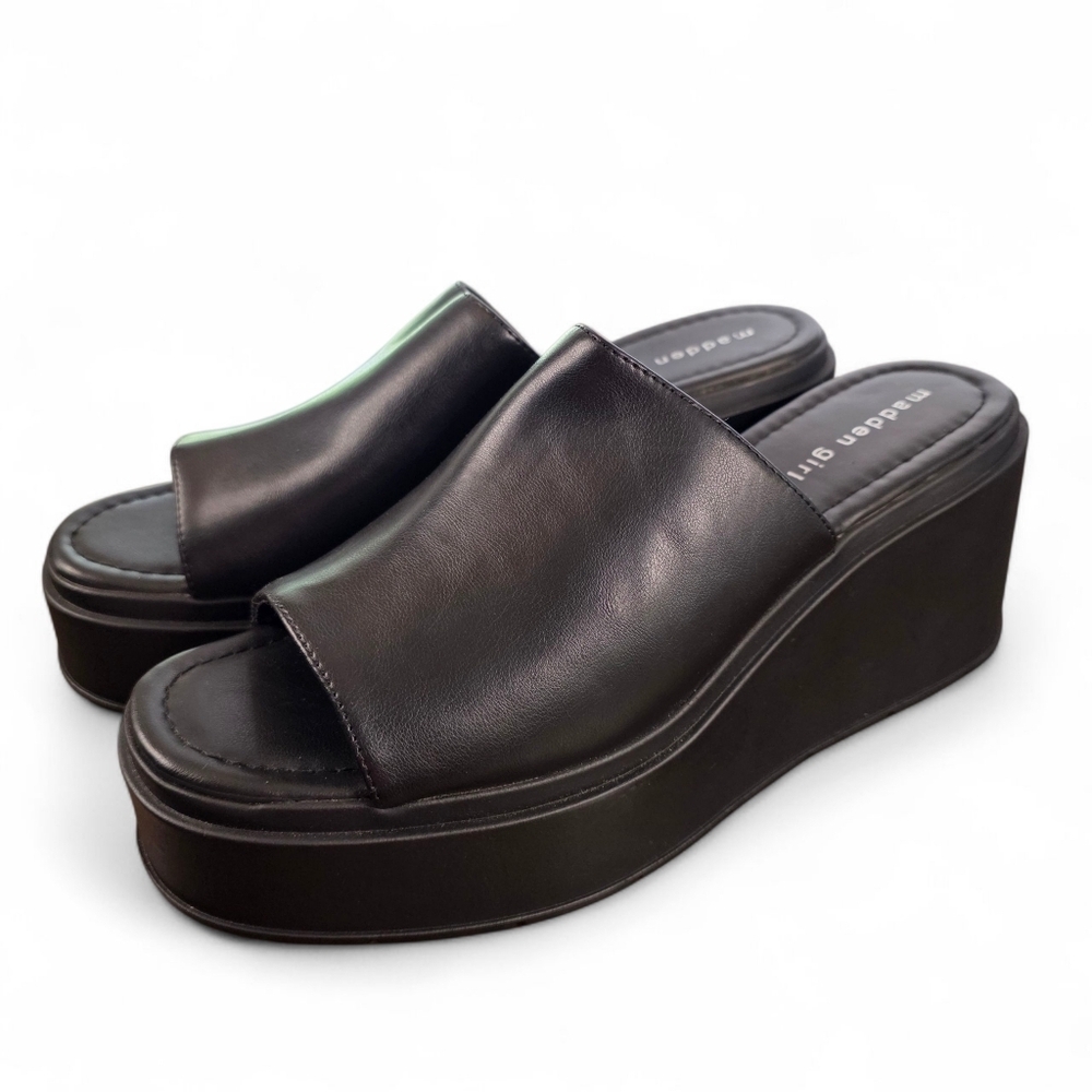 Madden Girl Wiindy Black Platform Slide Sandals | Size 10M | Chunky Wedge Mules